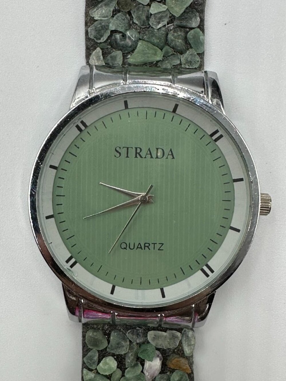 Strada Watch Women Silver Tone Green Stone Chip Magnetic Band New Battery 7.5"